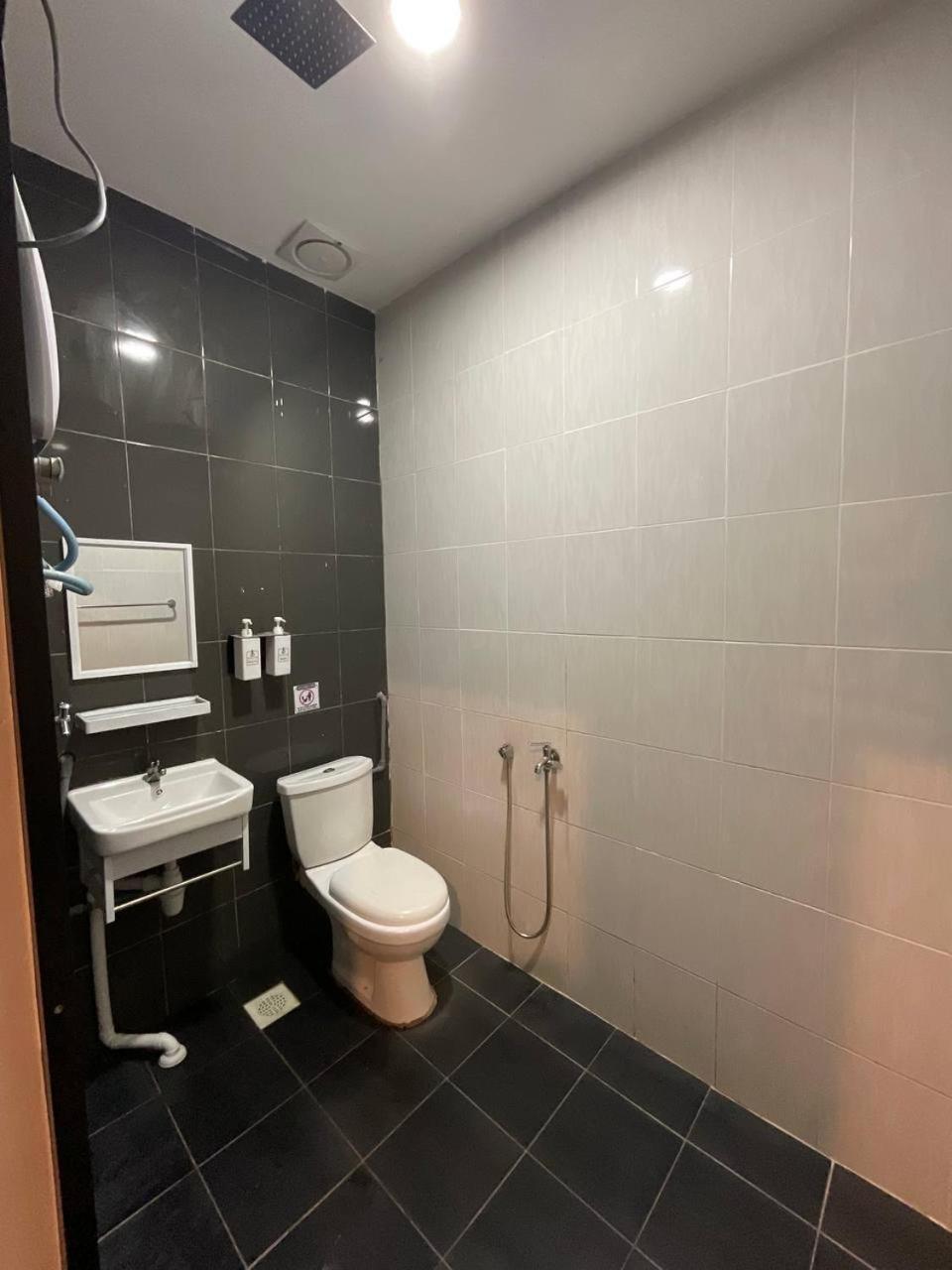 The Sky Inn كوانتان المظهر الخارجي الصورة